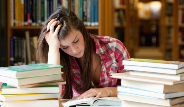 girl-studying-in-college